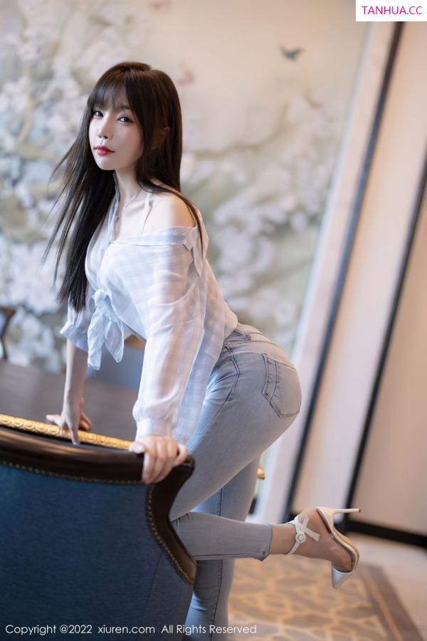 陈芝 芝芝Booty [XiuRen]高清写真图 2022.05.07 No.4976 芝芝Booty第17张图片
